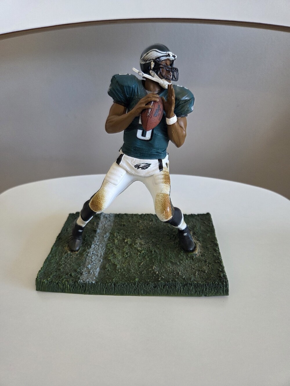 Donovan Mcnabb Philadelphia Eagles NFL Large/Heavy McFarland Toy Figurine Figure